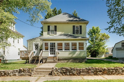 Photo of 407 Hill St. St, Grove City, PA 16127 (MLS # 1758326)