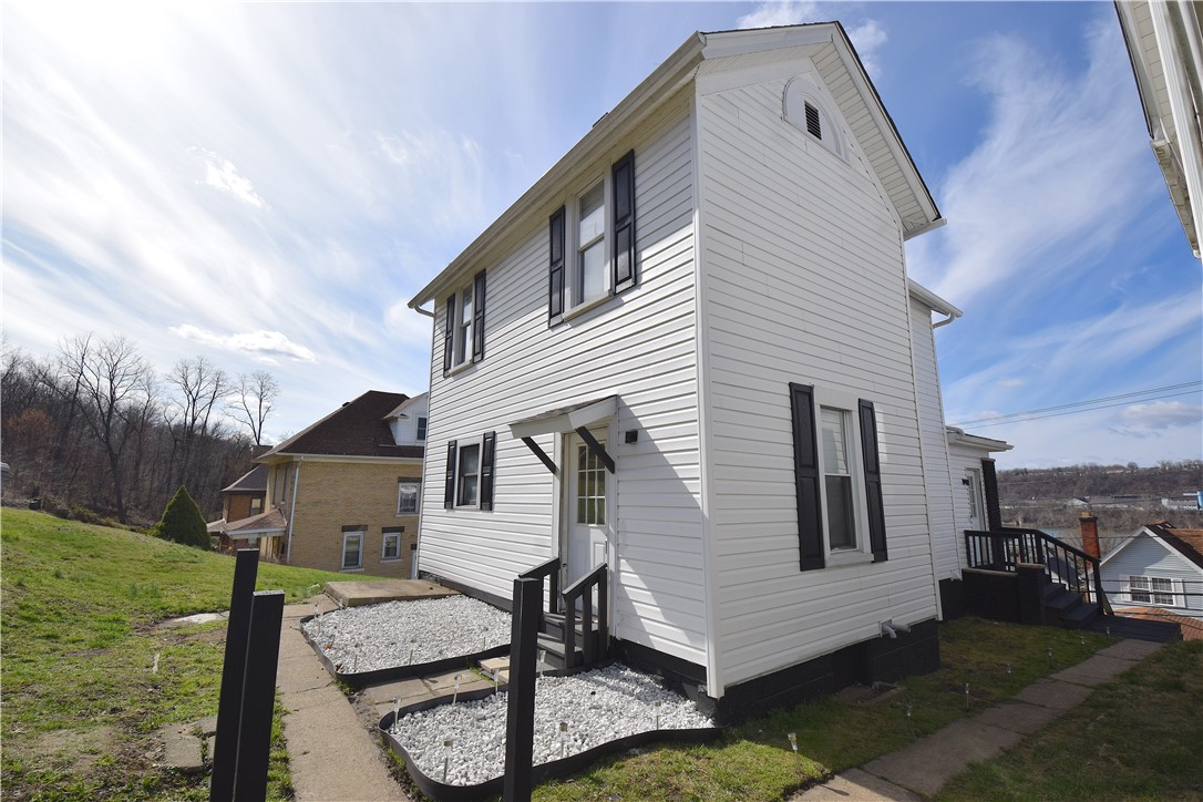 1155 6th Ave Ave, Freedom, Pennsylvania image 2