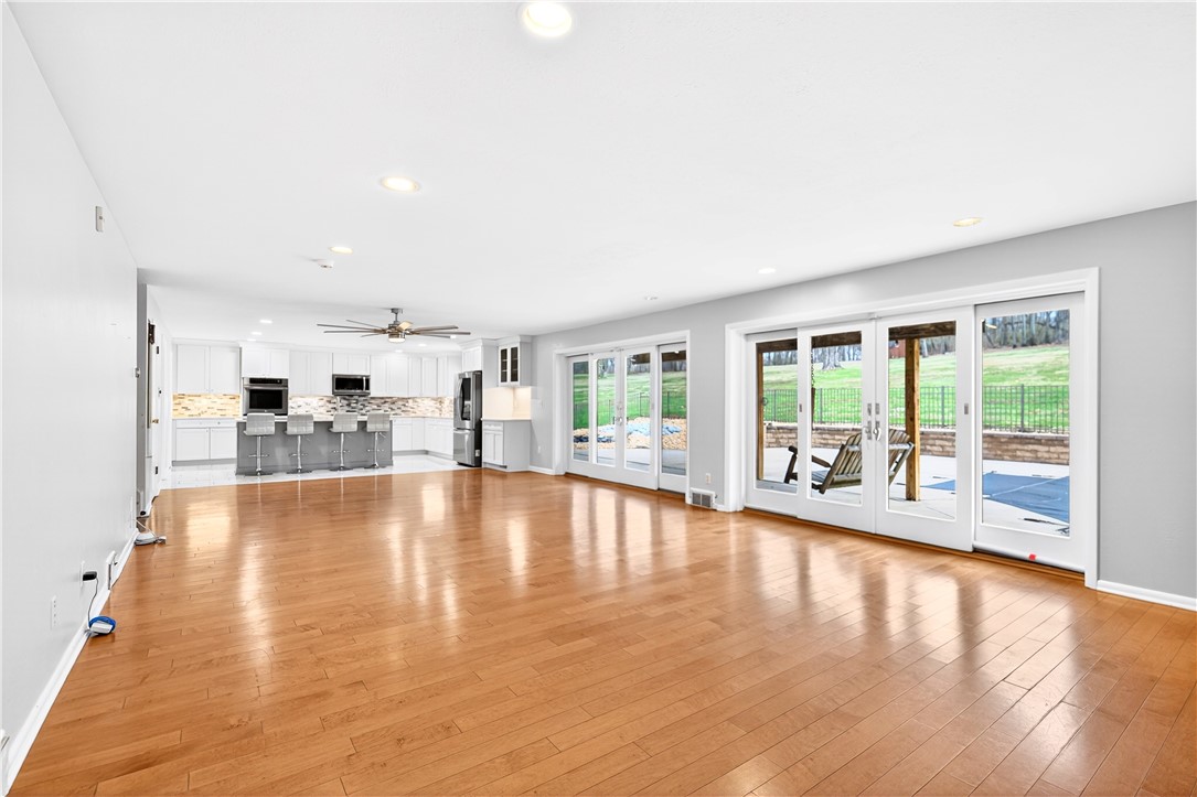 1443 Stoltz Rd