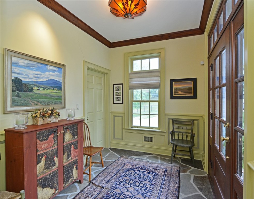 407 Rhodora Lane