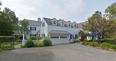 Photo of 407 Rhodora Lane, Pittsburgh, PA 15238 (MLS # 1724482)