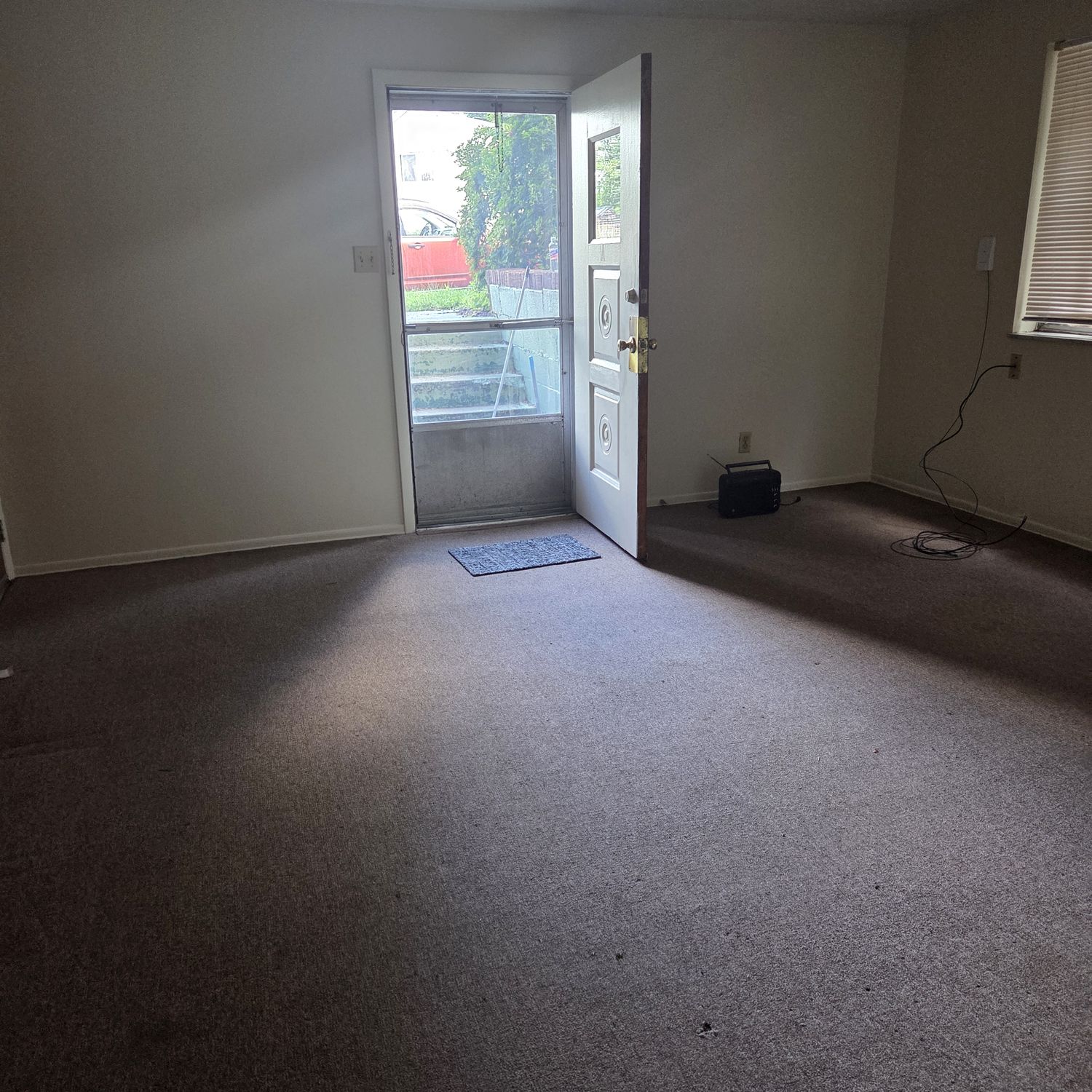 3 Fairlawn Blvd Apt A