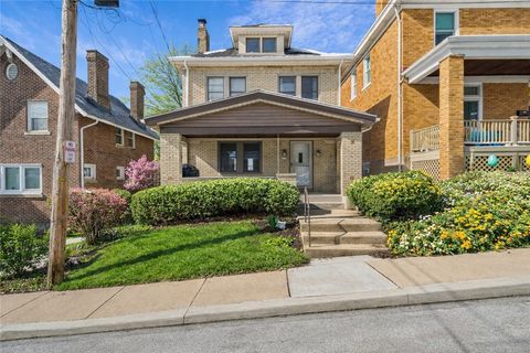 Photo of 1115 Hillsdale Ave, Pittsburgh, PA 15216 (MLS # 1744743)