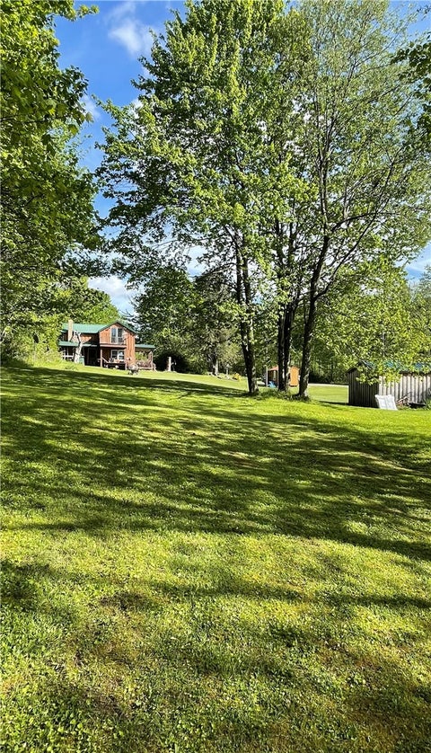Photo of 228 Sandmine Ln, Punxsutawney, PA 15767 (MLS # 1759105)