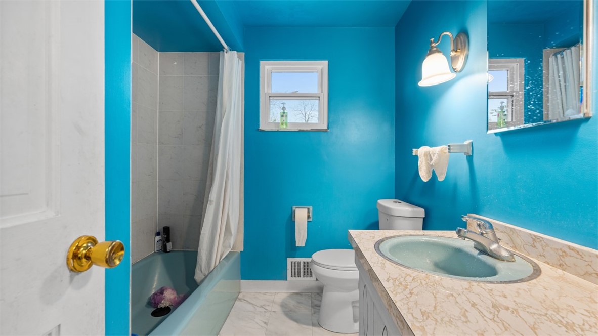 Baldwin Boro, Pennsylvania 15227, United States, 4 Bedrooms Bedrooms, ,4 BathroomsBathrooms,Residential,Active,134674