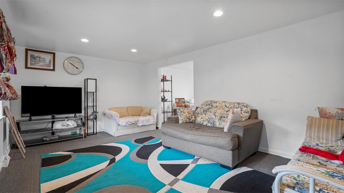 Baldwin Boro, Pennsylvania 15227, United States, 4 Bedrooms Bedrooms, ,4 BathroomsBathrooms,Residential,Active,134674