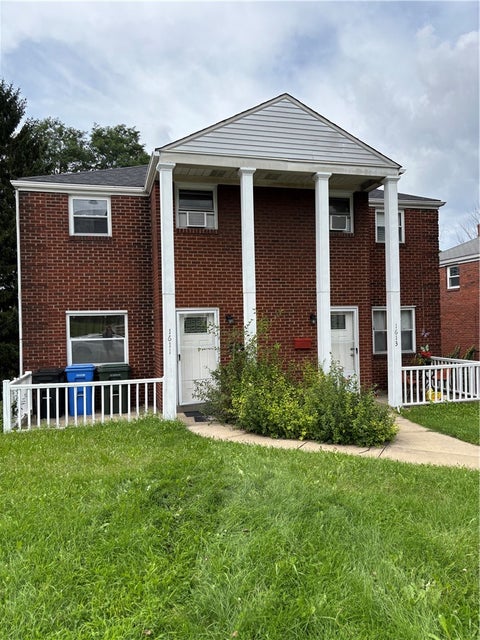 Multifamily For Sale - 1611-1613 Parkline Drive Dr<br/> Whitehall, PA 15227
