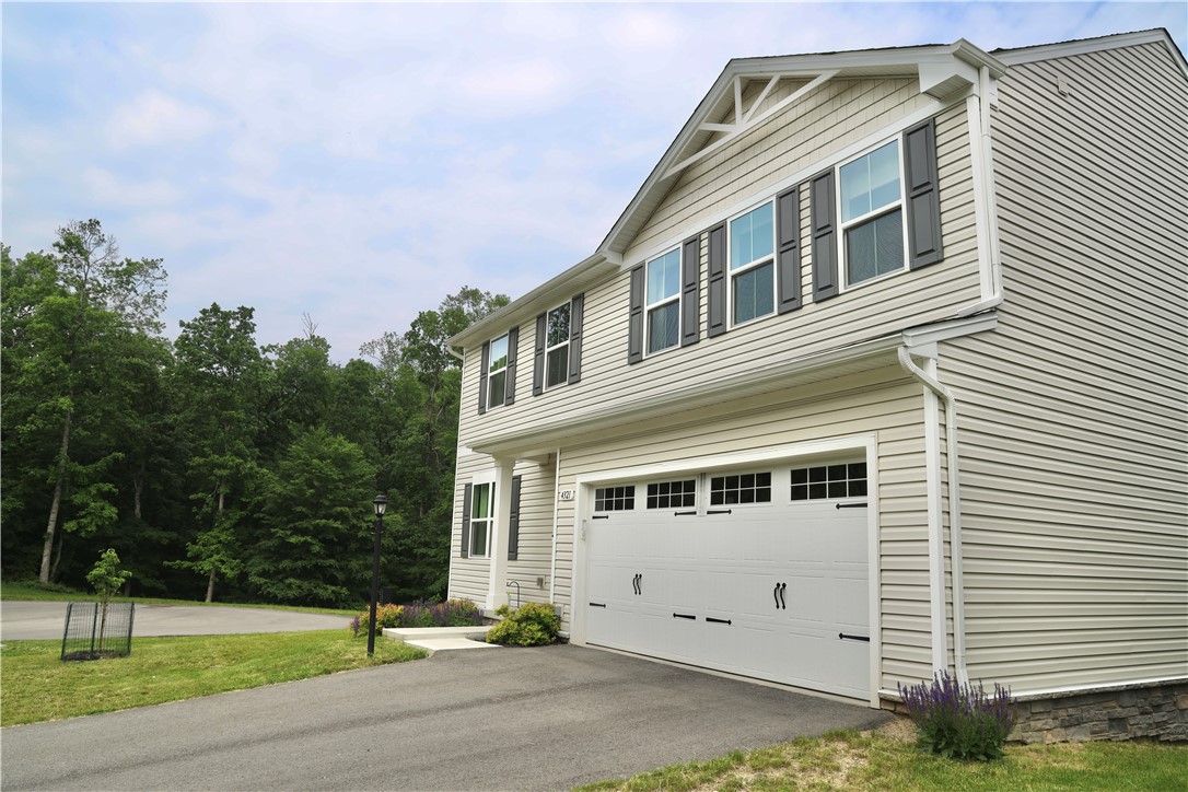 South Park, Pennsylvania 15129, United States, 4 Bedrooms Bedrooms, ,3 BathroomsBathrooms,Residential,Active,150080