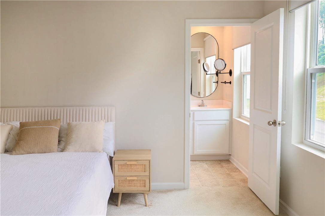 South Park, Pennsylvania 15129, United States, 4 Bedrooms Bedrooms, ,3 BathroomsBathrooms,Residential,Active,150080