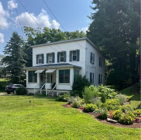 Multifamily For Sale - 1032-1034 Oakmont Ave Ave<br/> Oakmont, PA 15139
