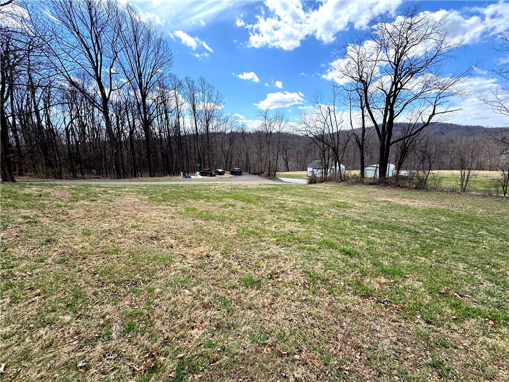 604 Loyalhanna Dam Rd Rd, Loyalhanna, Pennsylvania image 2