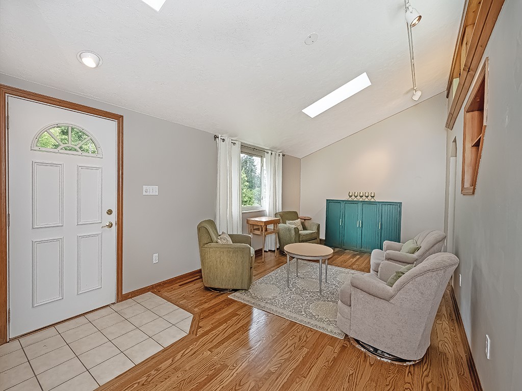 305 Ivy Drive