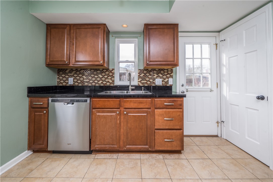 Mt. Lebanon, Pennsylvania 15243, United States, 3 Bedrooms Bedrooms, ,2 BathroomsBathrooms,Residential,Active,1462