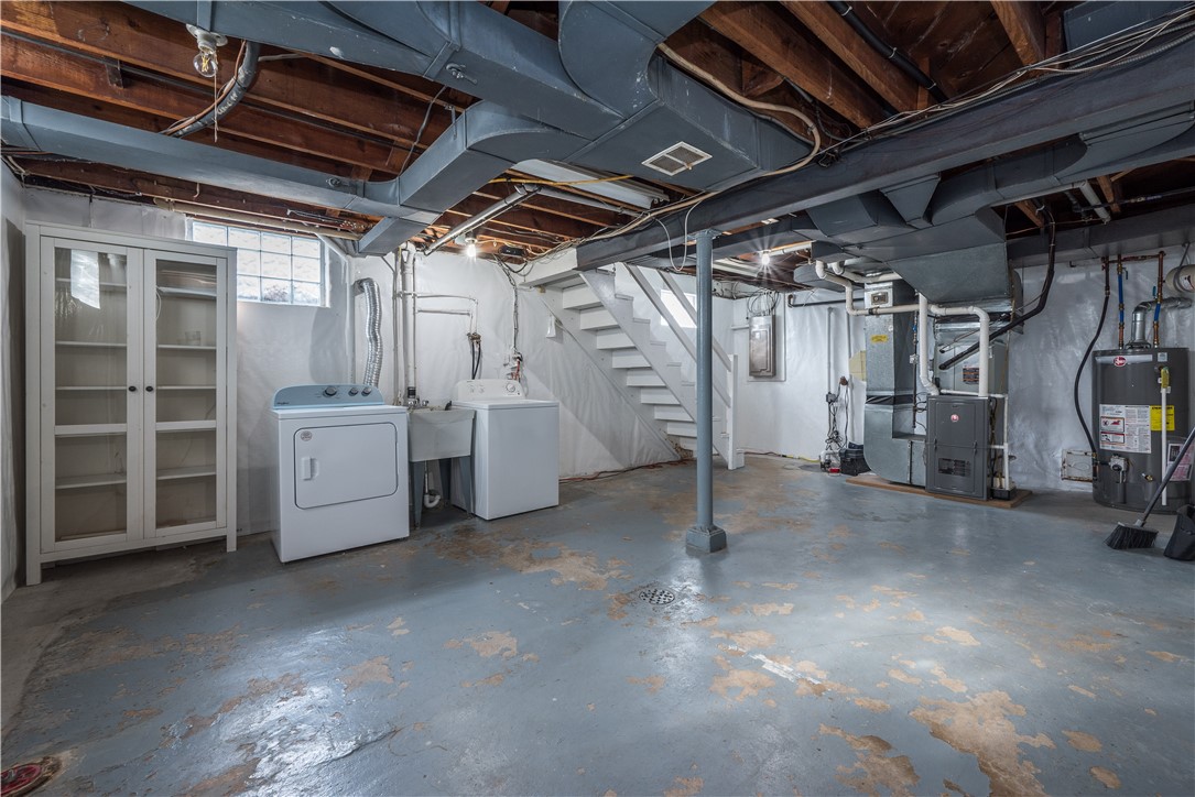 Mt. Lebanon, Pennsylvania 15243, United States, 3 Bedrooms Bedrooms, ,2 BathroomsBathrooms,Residential,Active,1462