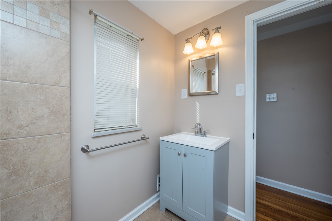 Mt. Lebanon, Pennsylvania 15243, United States, 3 Bedrooms Bedrooms, ,2 BathroomsBathrooms,Residential,Active,1462