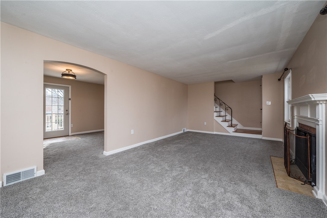 Mt. Lebanon, Pennsylvania 15243, United States, 3 Bedrooms Bedrooms, ,2 BathroomsBathrooms,Residential,Active,1462