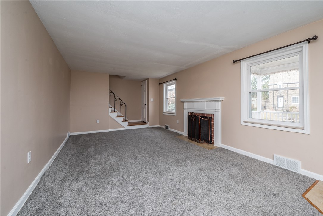 Mt. Lebanon, Pennsylvania 15243, United States, 3 Bedrooms Bedrooms, ,2 BathroomsBathrooms,Residential,Active,1462