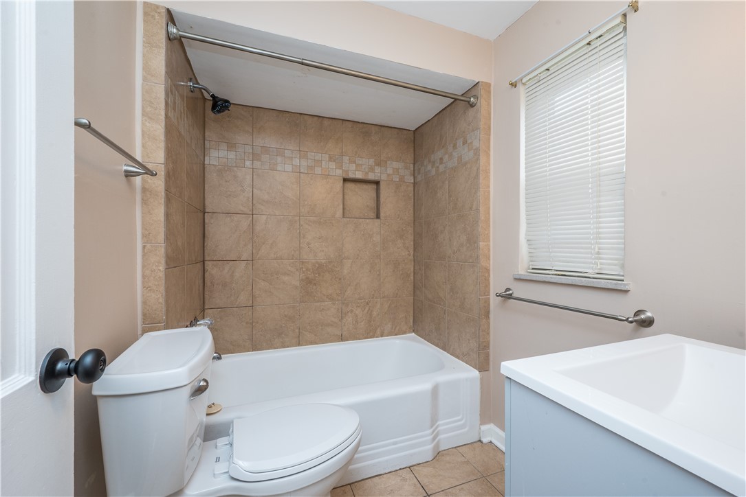 Mt. Lebanon, Pennsylvania 15243, United States, 3 Bedrooms Bedrooms, ,2 BathroomsBathrooms,Residential,Active,1462