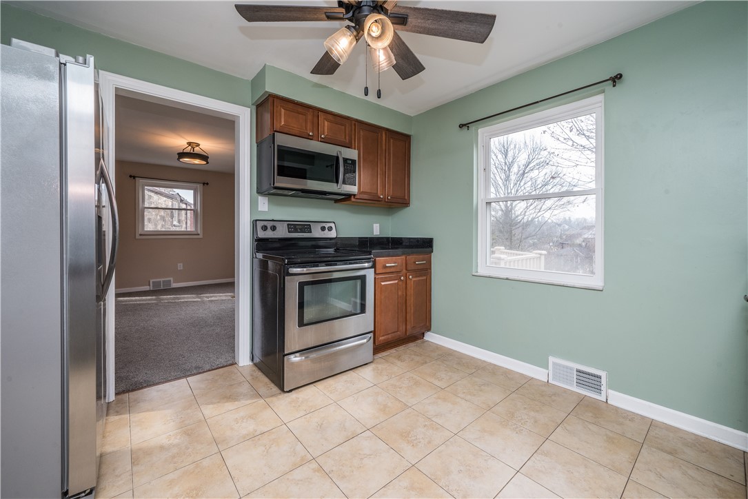 Mt. Lebanon, Pennsylvania 15243, United States, 3 Bedrooms Bedrooms, ,2 BathroomsBathrooms,Residential,Active,1462