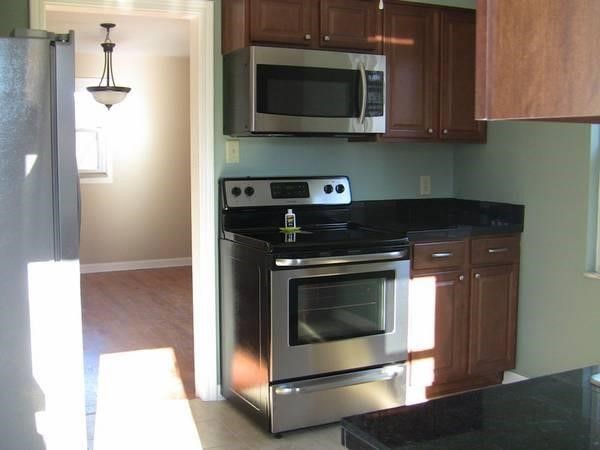 Mt. Lebanon, Pennsylvania 15243, United States, 3 Bedrooms Bedrooms, ,2 BathroomsBathrooms,Residential,Active,1462