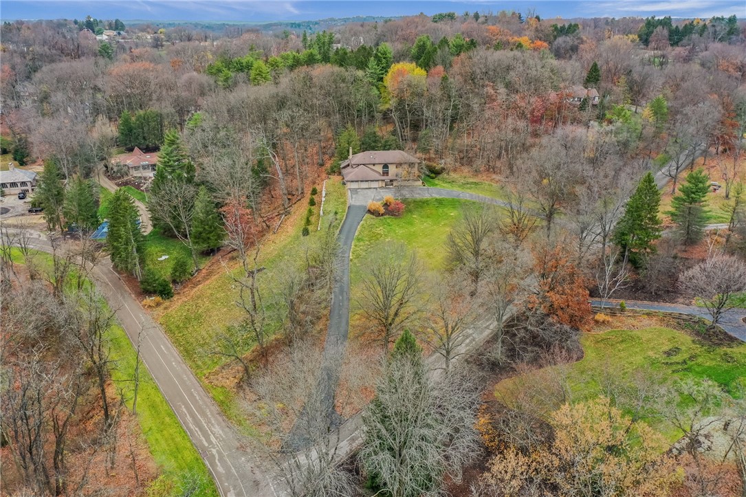 11 Woodbrook Dr