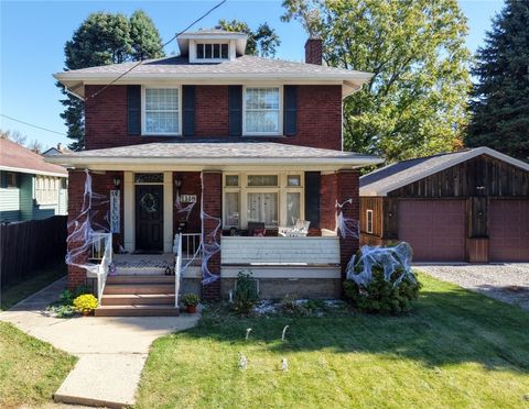 Photo of 1118 Lane Ave, Natrona Heights, PA 15065 (MLS # 1724988)