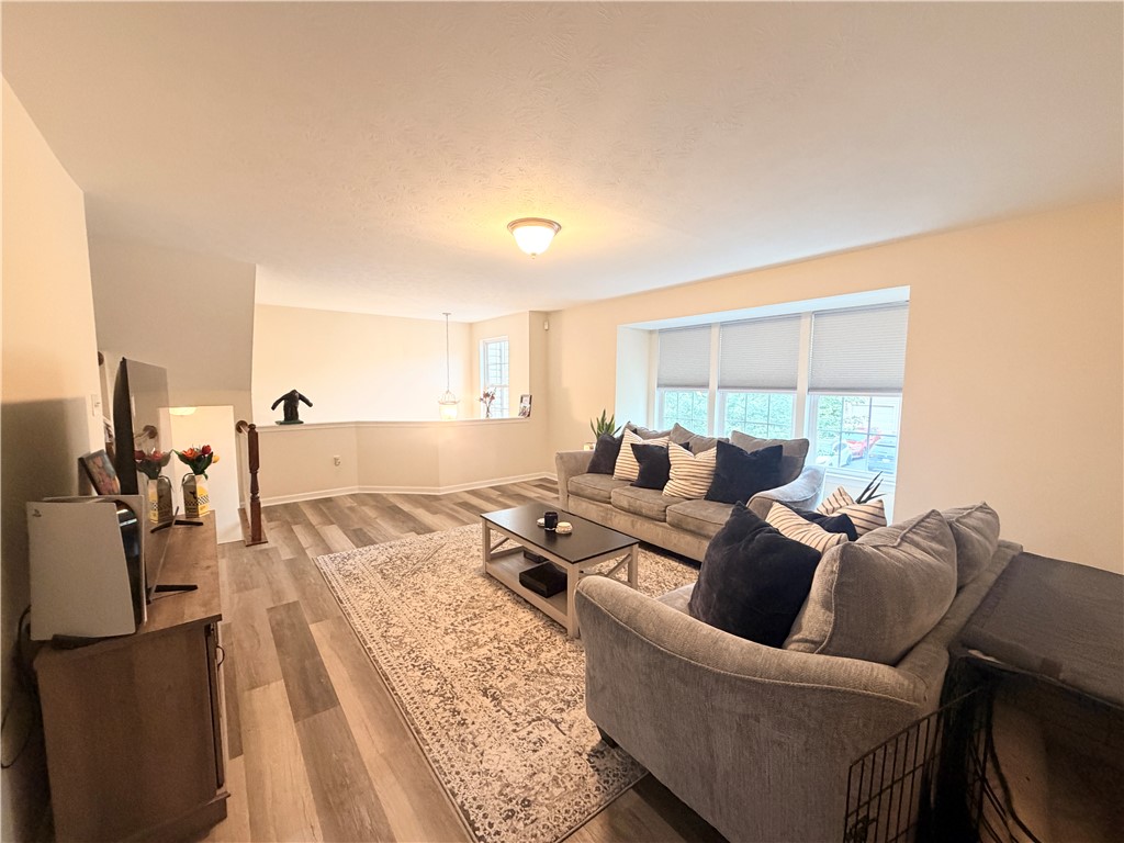 122 Broadstone Dr