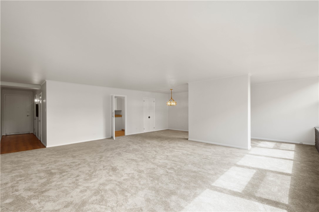 552 N Neville St #64 St, Oakland, Pennsylvania image 6
