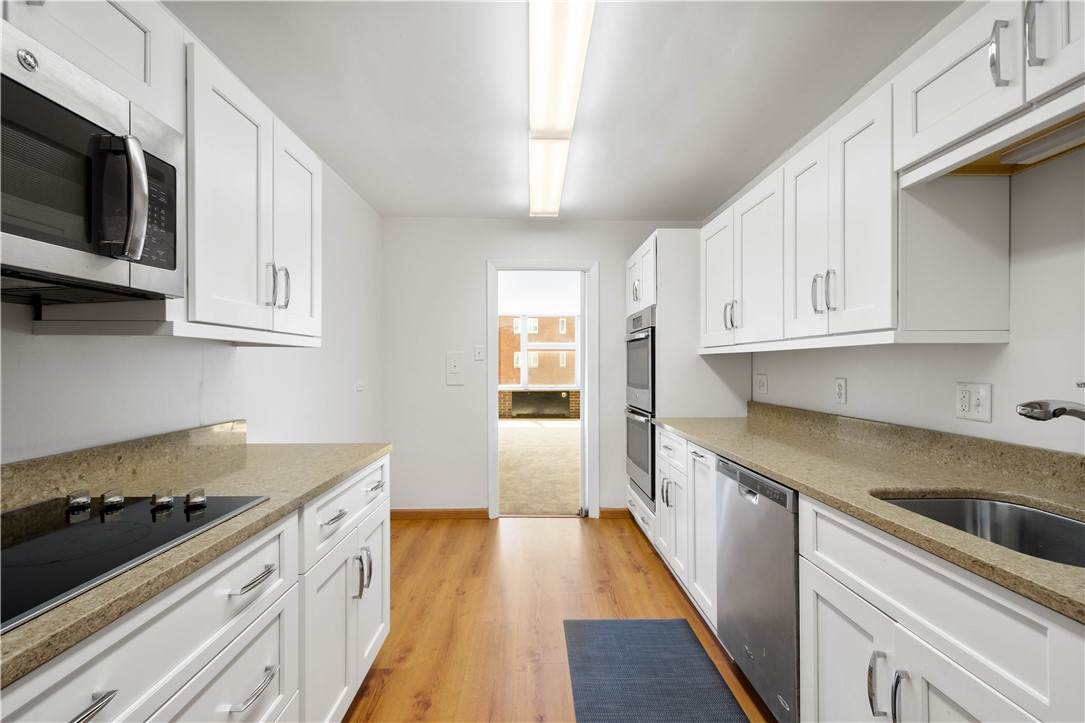 552 N Neville St #64 St, Oakland, Pennsylvania image 7