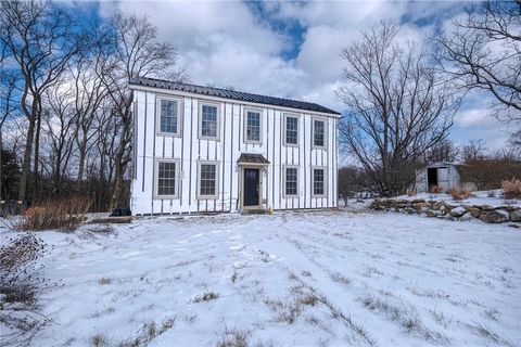 139 Munntown Rd Nottingham PA 15330