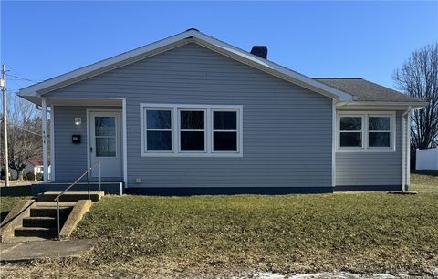 Photo of 494 North Maiden St, Waynesburg, PA 15370 (MLS # 1737831)