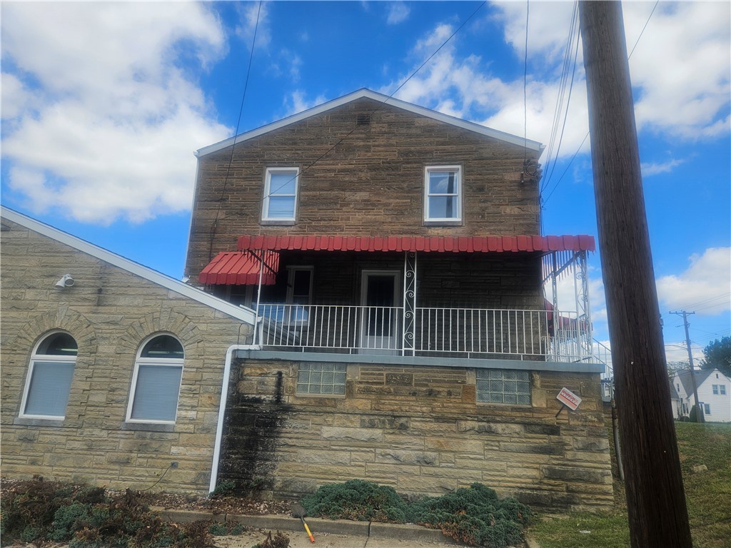 2448 Mill St