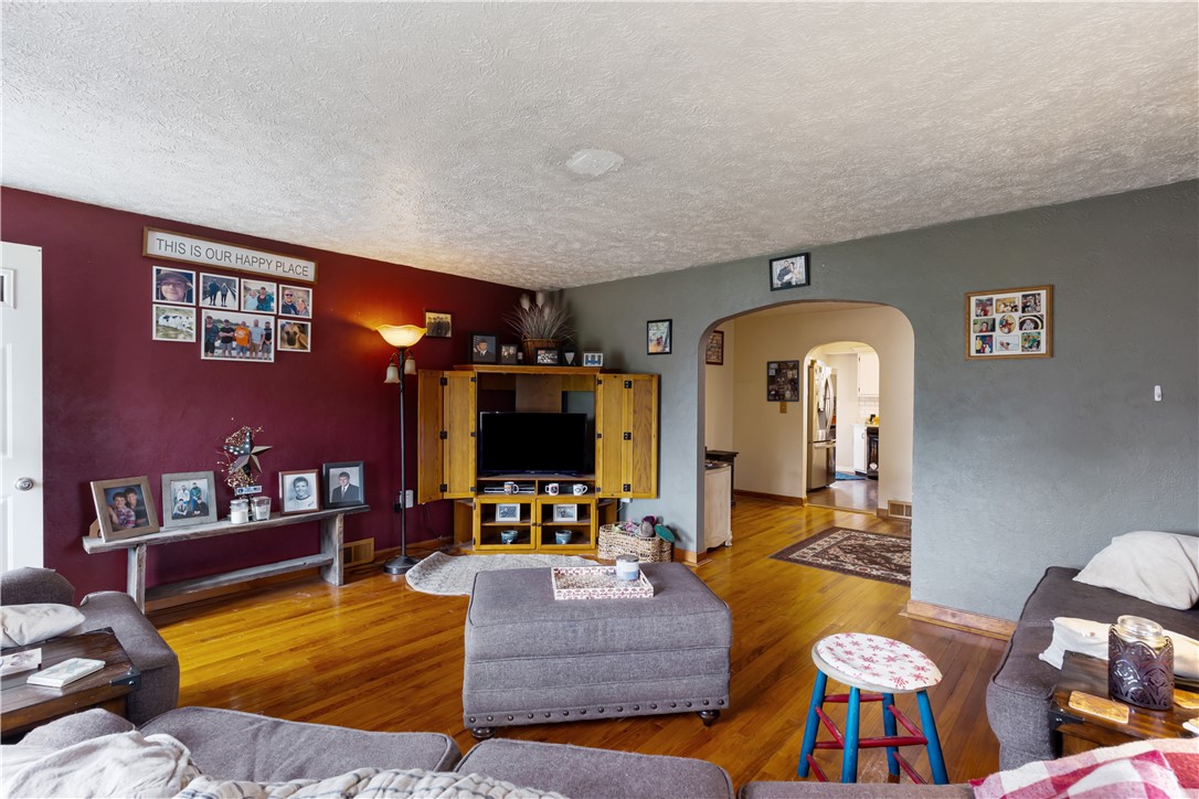 5 Beach St St, Centerville, Pennsylvania image 10