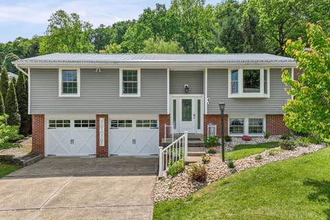 Photo for 40 Moraine Rd