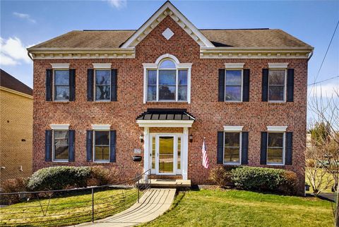 Photo of 1327 Carnahan Rd, Pittsburgh, PA 15220 (MLS # 1744393)