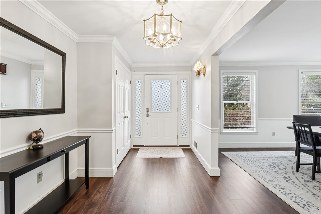 1009 Sugar Loaf Lane