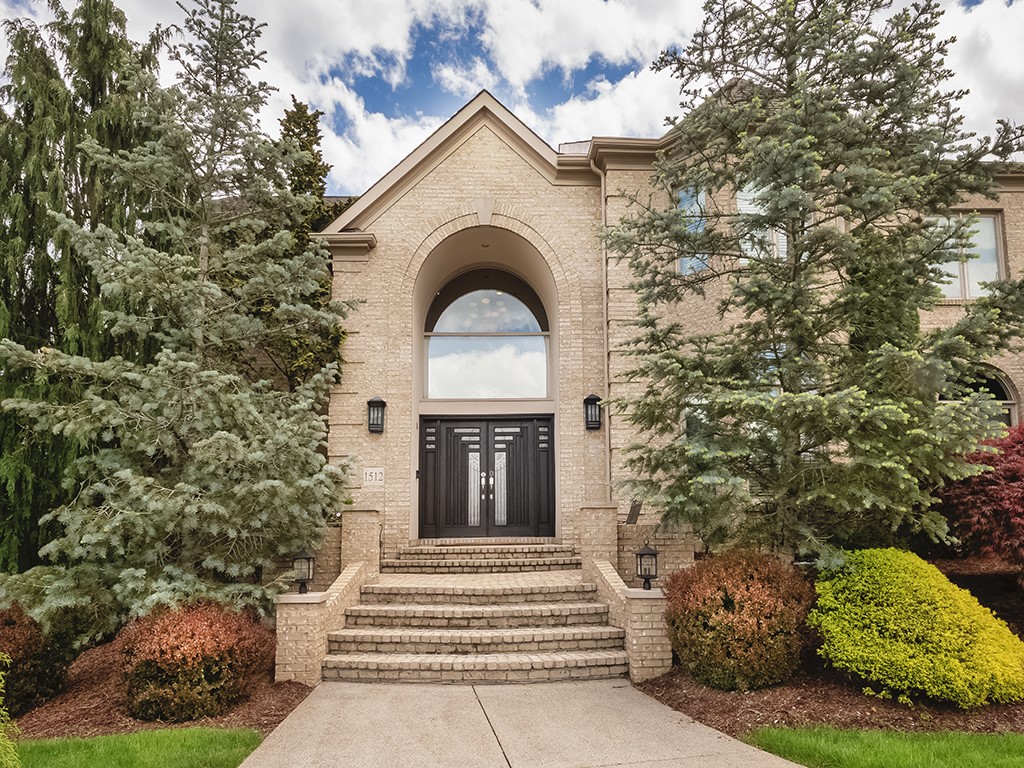 1512 Fox Chase Ln