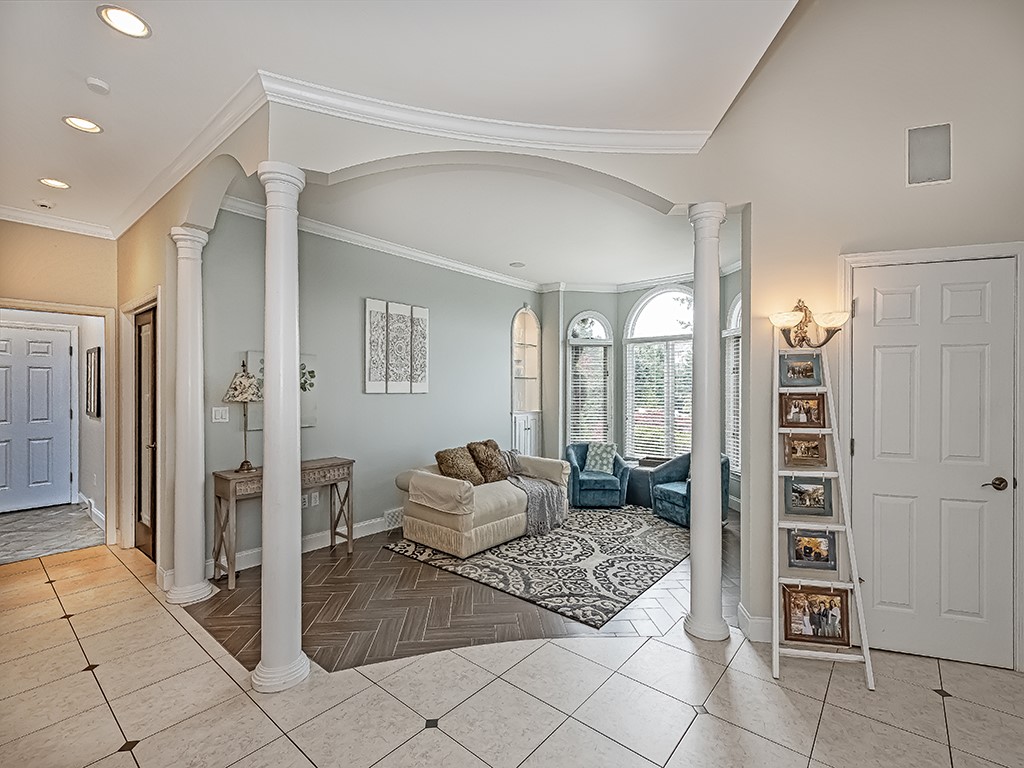 1512 Fox Chase Ln