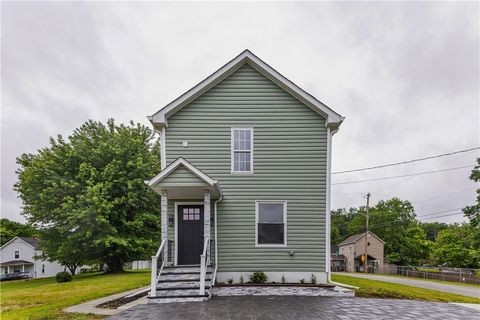 Photo of 46 Terrace Rd, Millsboro, PA 15348 (MLS # 1729415)