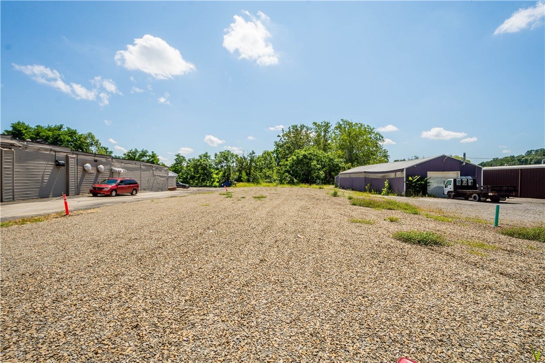 543 W Pike Street