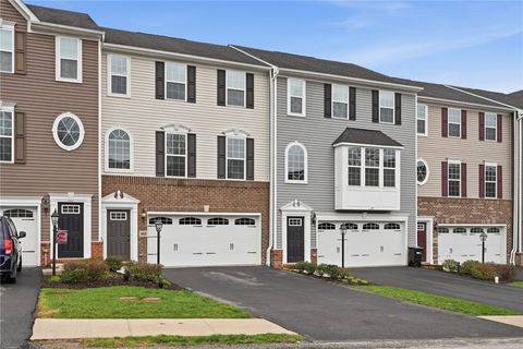 Photo of 103 John St, Washington, PA 15301 (MLS # 1745100)