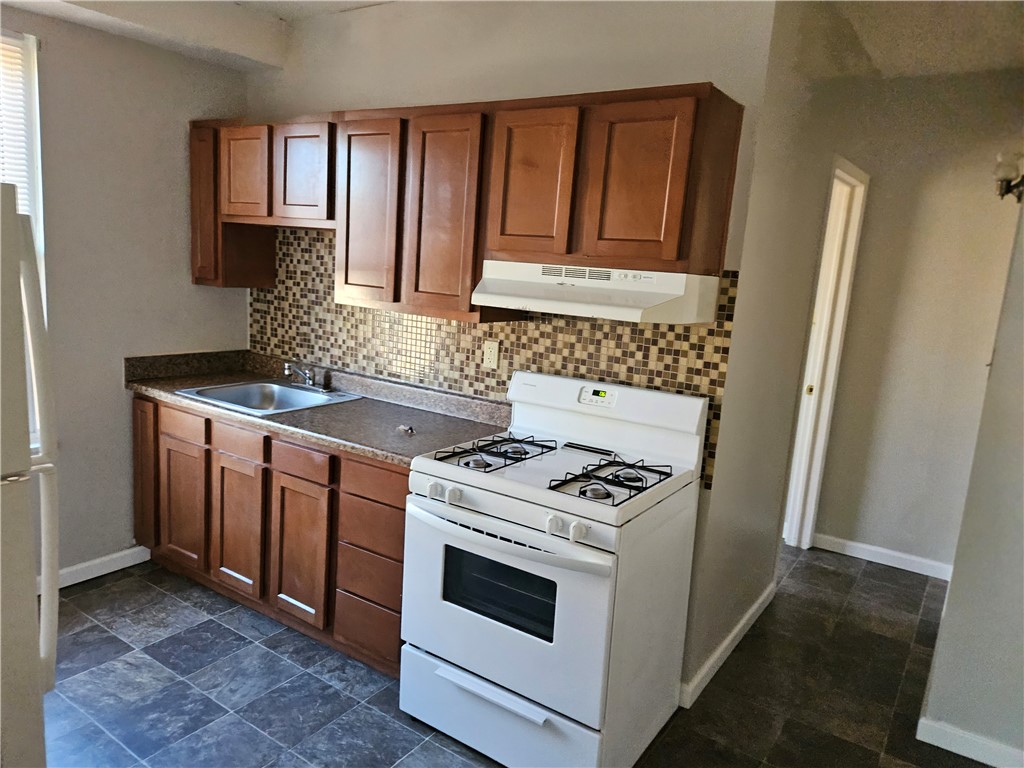 Swissvale, Pennsylvania 15218, United States, 1 Bedroom Bedrooms, ,1 BathroomBathrooms,Residential,Active,37344