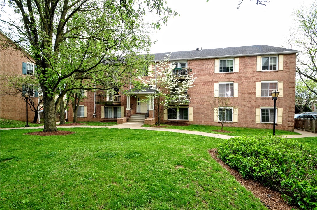 200 Holmes Pl Pl #12, Oakland, Pennsylvania image 3