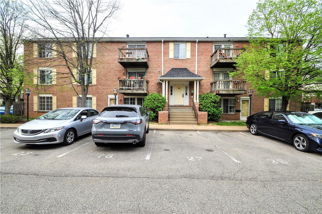 200 Holmes Pl Pl #12, Oakland, Pennsylvania image 1