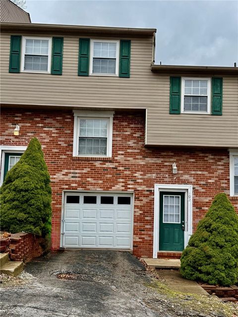 Photo of 102 Blue Jay Dr, Canonsburg, PA 15317 (MLS # 1742605)