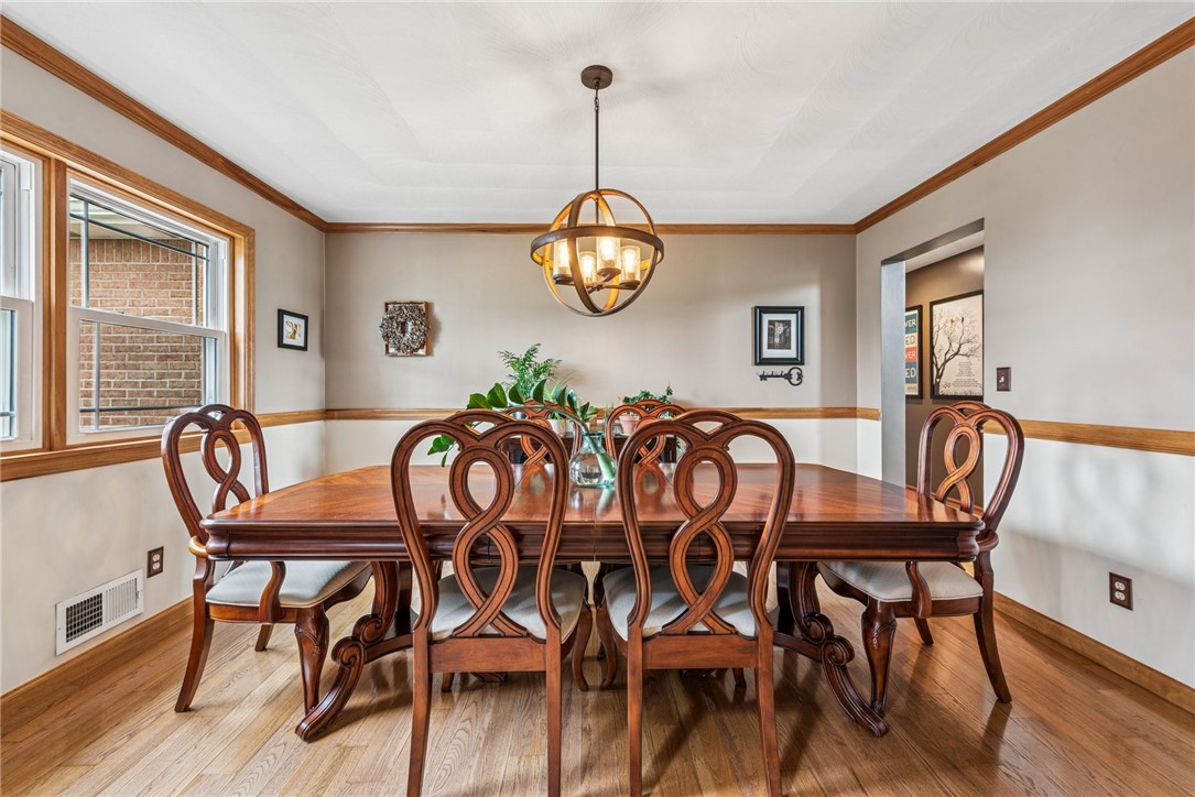 211 Huckleberry Rd