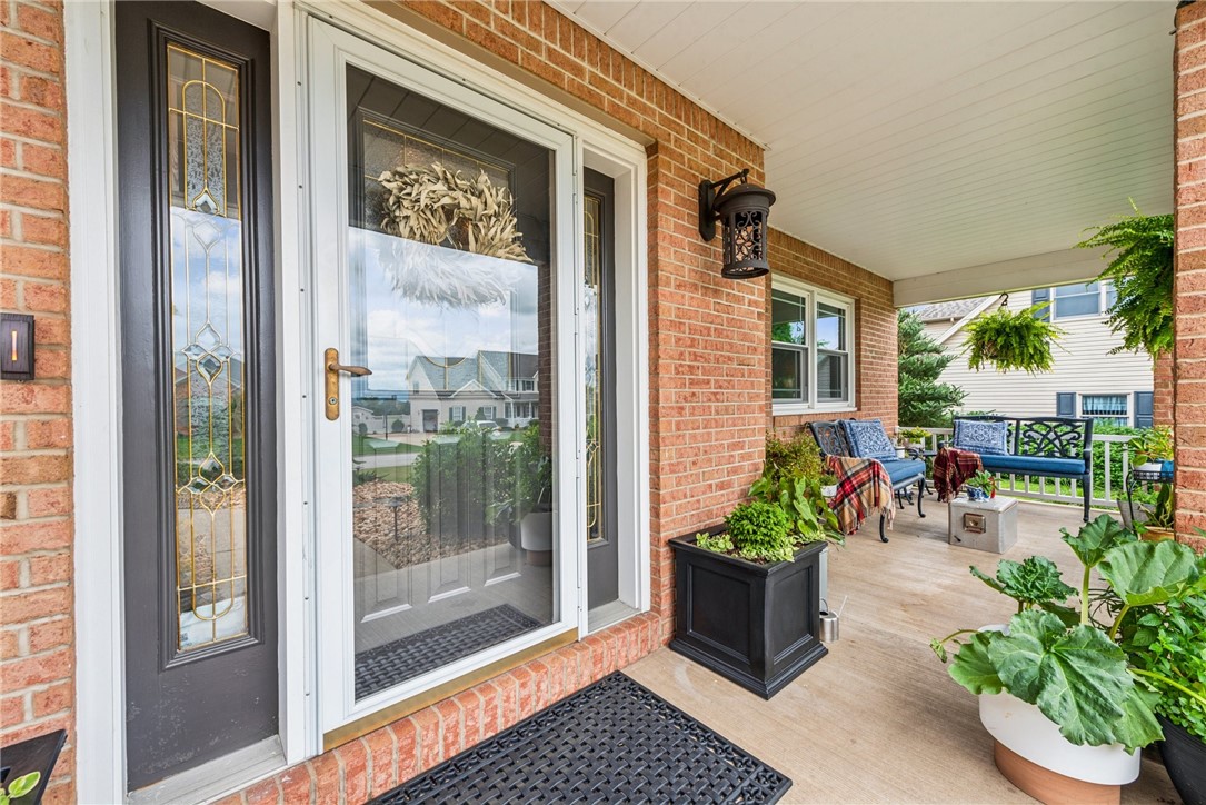 211 Huckleberry Rd