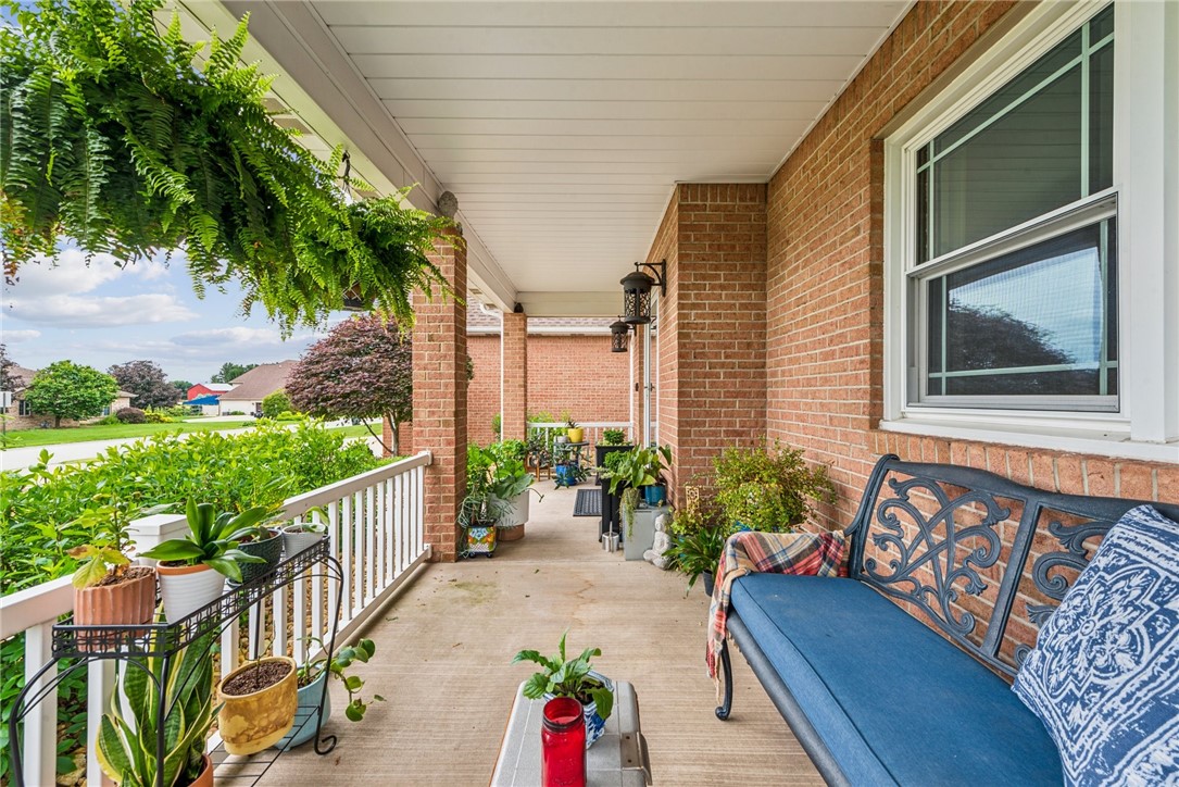 211 Huckleberry Rd