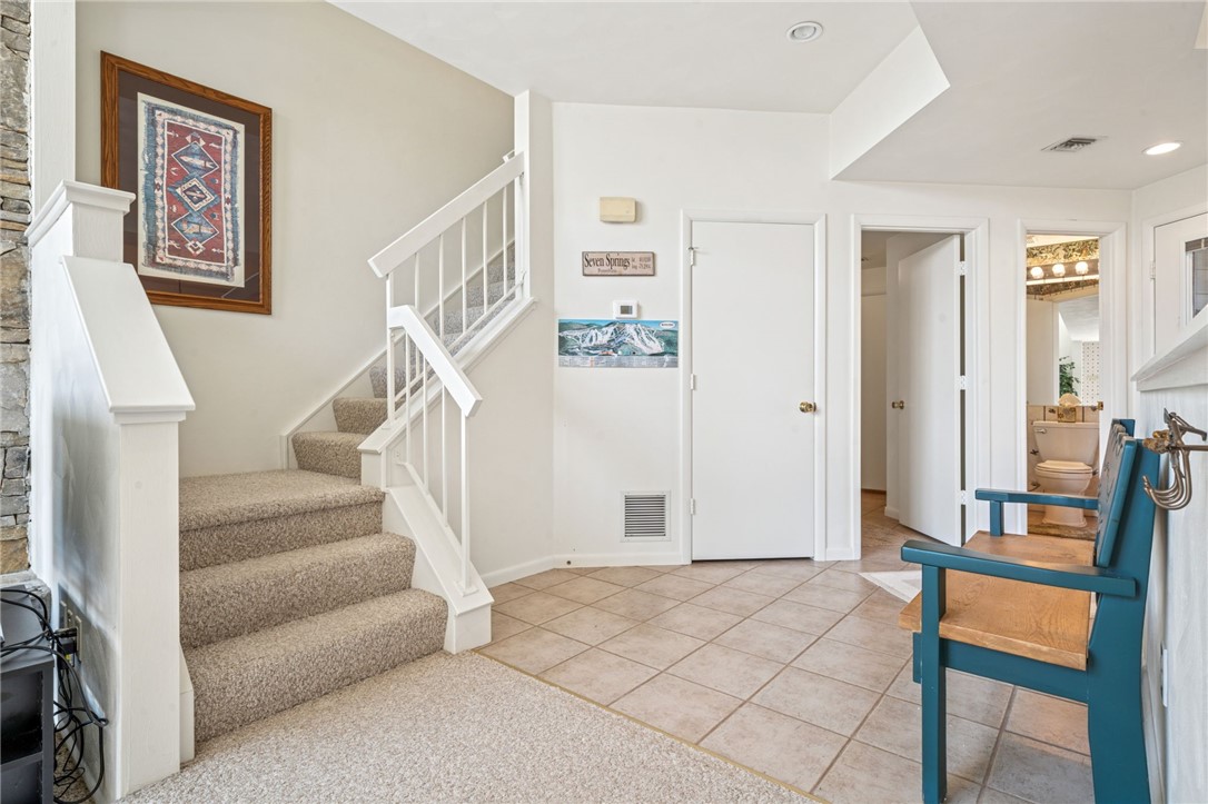 Seven Springs Resort, Pennsylvania 15622, United States, 3 Bedrooms Bedrooms, ,3 BathroomsBathrooms,Residential,Pending,210215