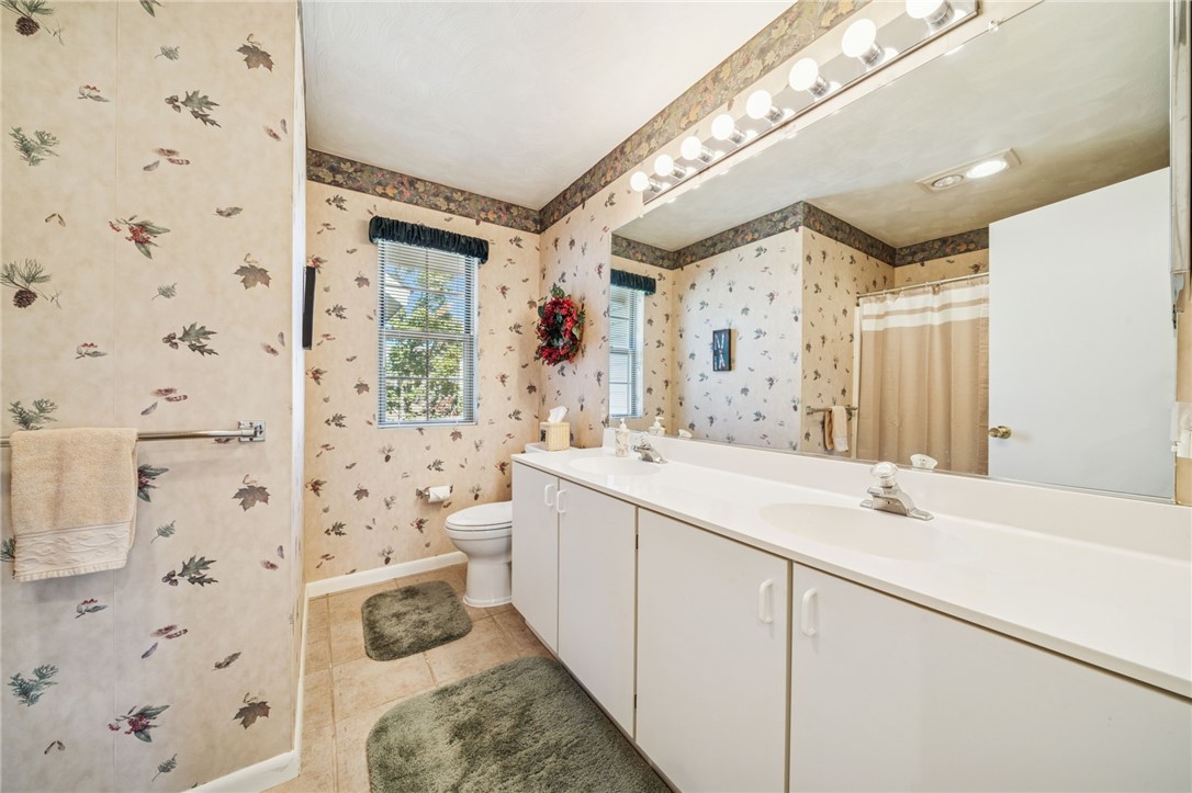 Seven Springs Resort, Pennsylvania 15622, United States, 3 Bedrooms Bedrooms, ,3 BathroomsBathrooms,Residential,Pending,210215